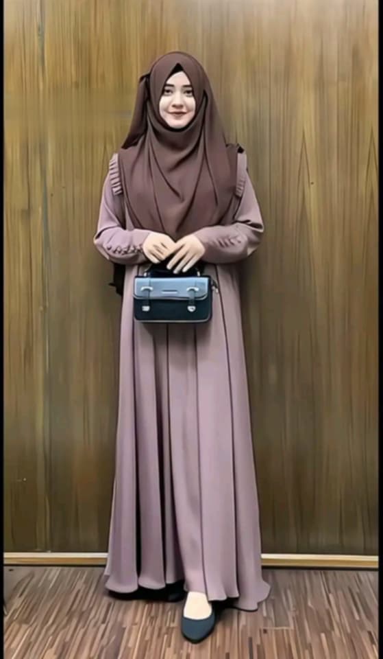 Samia Borka Nude colour